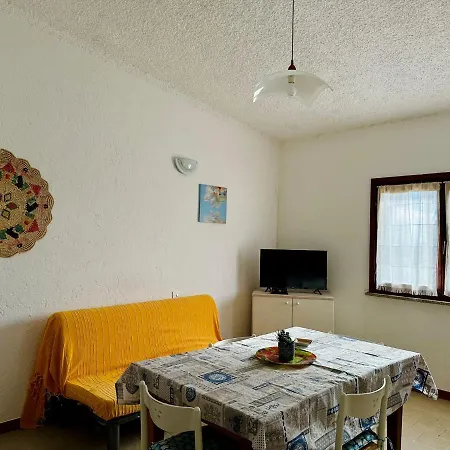 Oleandro, Dom wakacyjny *