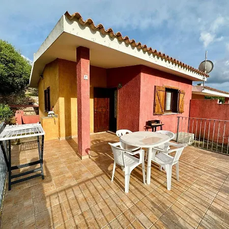 Oleandro, Dom wakacyjny Rena Majore