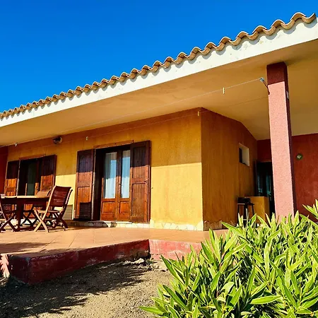 Oleandro, Dom wakacyjny *