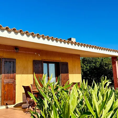 Nyaraló Oleandro, Rena Majore